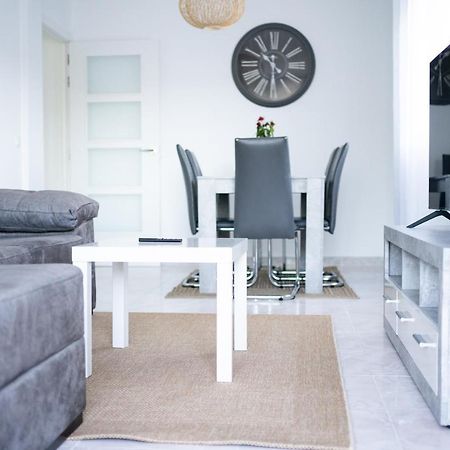 Piso Turistico Cassa De Selva Apartment Cassà de la Selva Екстериор снимка